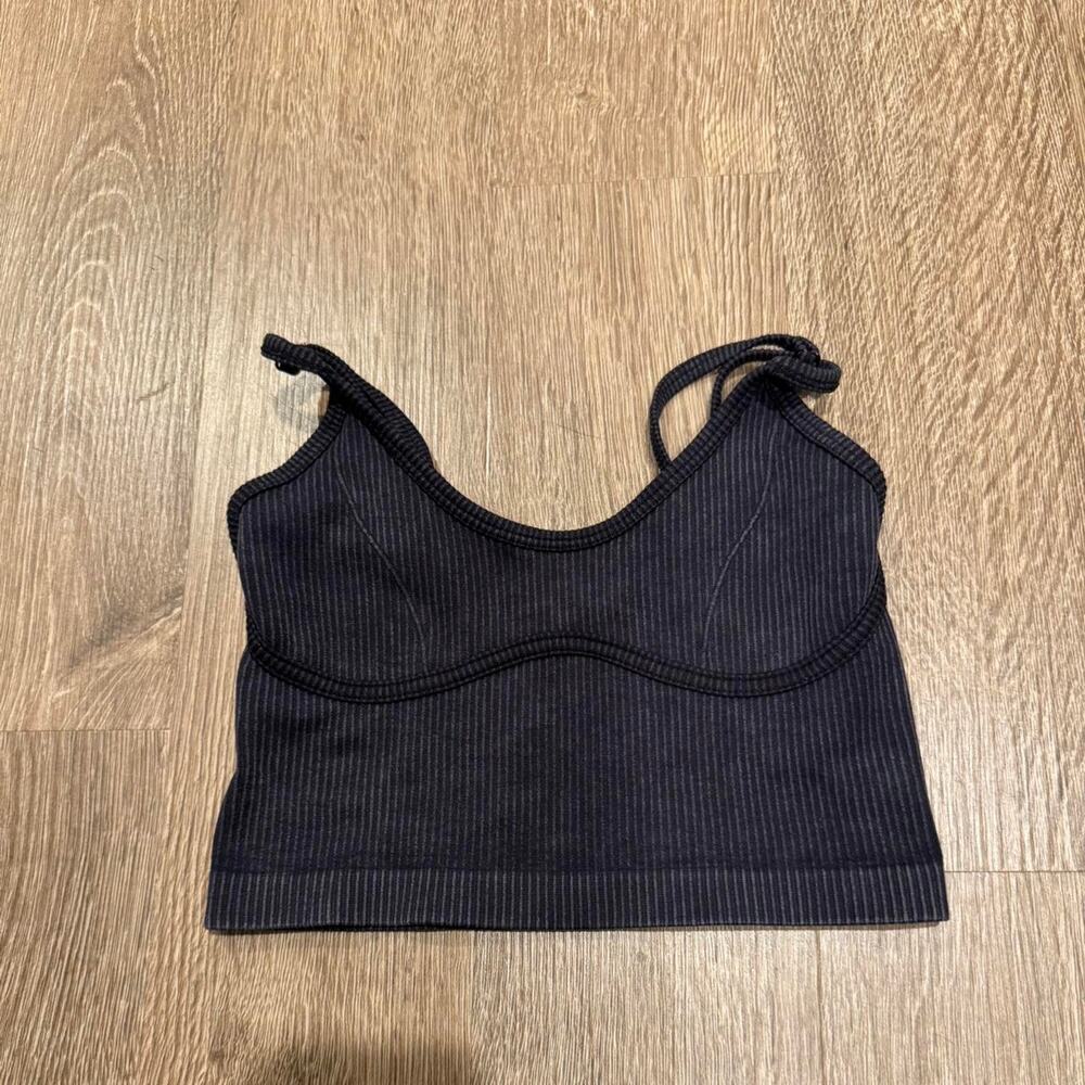 No boundaries black ribbed sports bra
